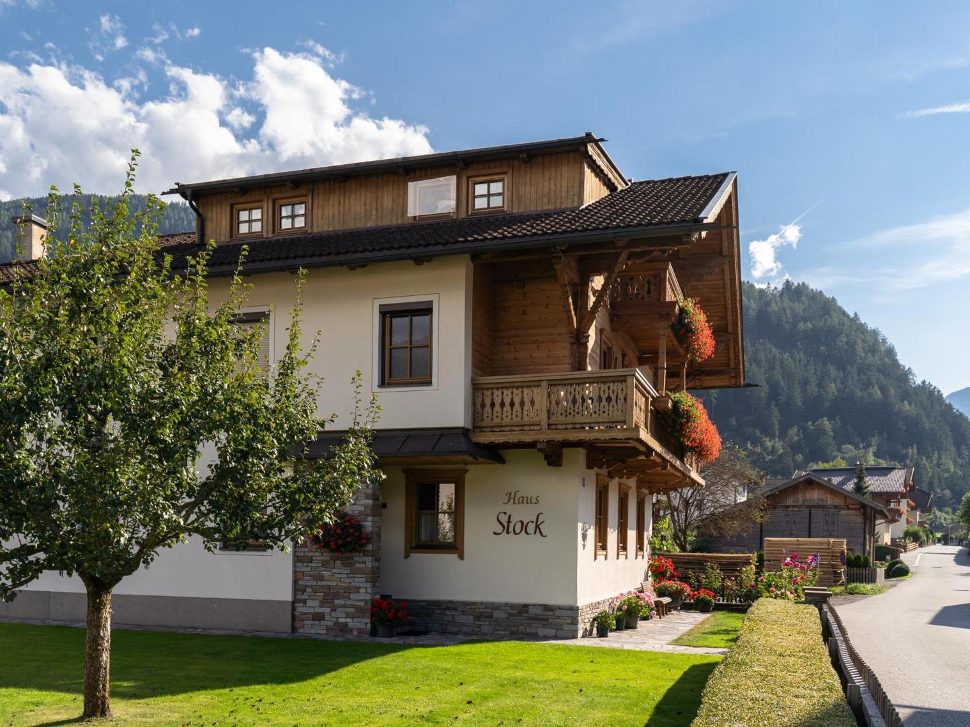 ツェル・アム・ツィラーHaus Stockアパートメント エクステリア 写真
